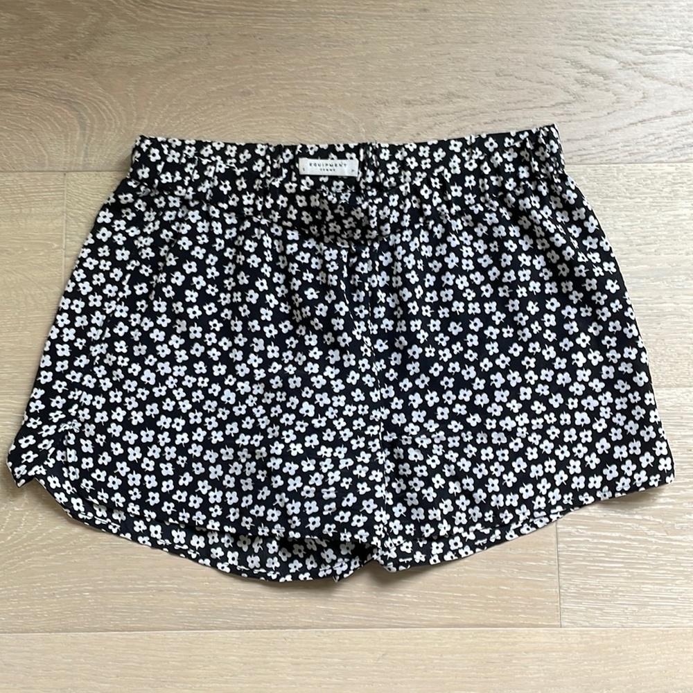 Equipment Silk shorts - size Small